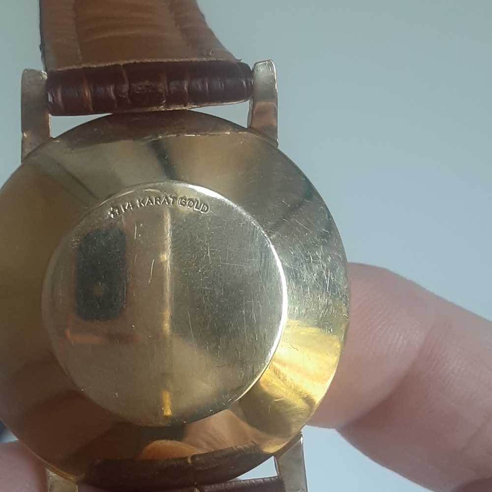 LONGINES Men's 14kt Vintage Watch - Picture 4 of 10